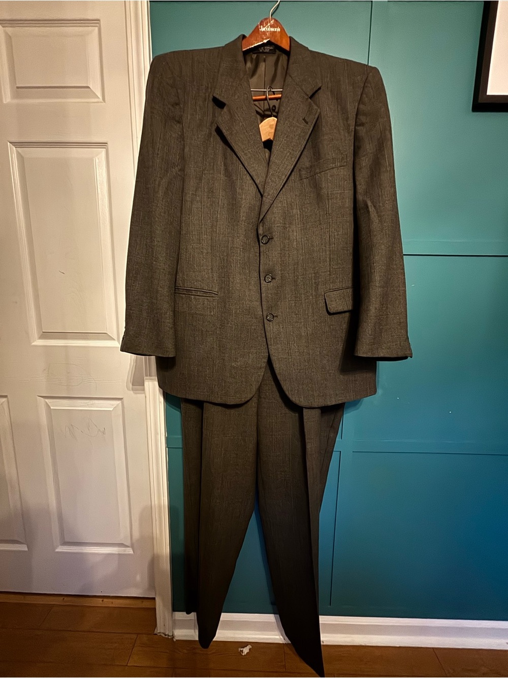 Vintage Dawahares Single-breasted Men's Suit - Dark Charcoal Gray 100% Wool